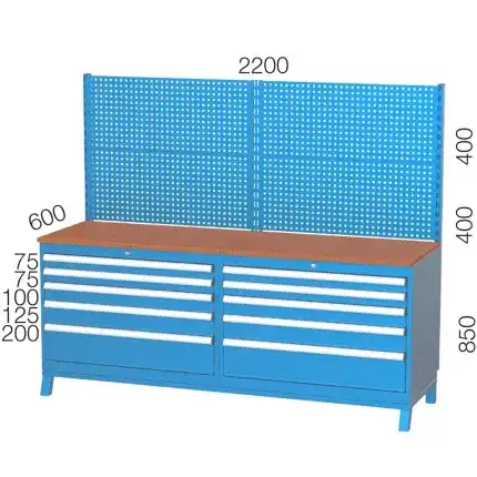 3641 – WORKBENCH WITH 10 DRAWERS AND PEGBOARD